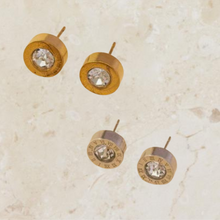 Load image into Gallery viewer, Roman S/S Earrings
