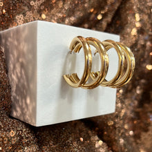 Load image into Gallery viewer, Earrings Rose Gold
