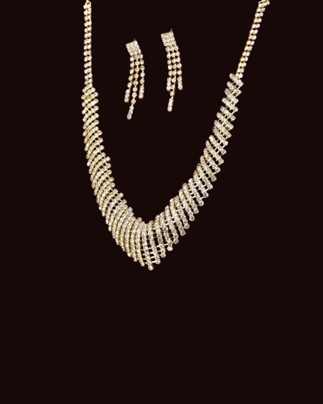 V Rhinestone Set