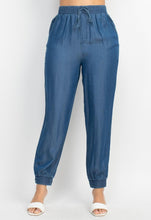 Load image into Gallery viewer, Quinn Pant
