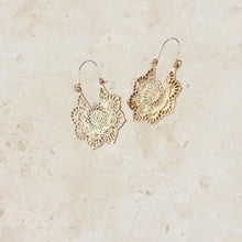 Load image into Gallery viewer, Abstract Gold Earrings
