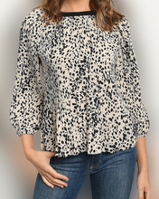Load image into Gallery viewer, Lorena Top
