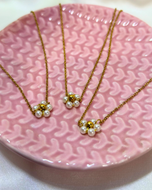 Flower and pearls Necklace S.S