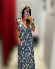 Load image into Gallery viewer, Omi Dress
