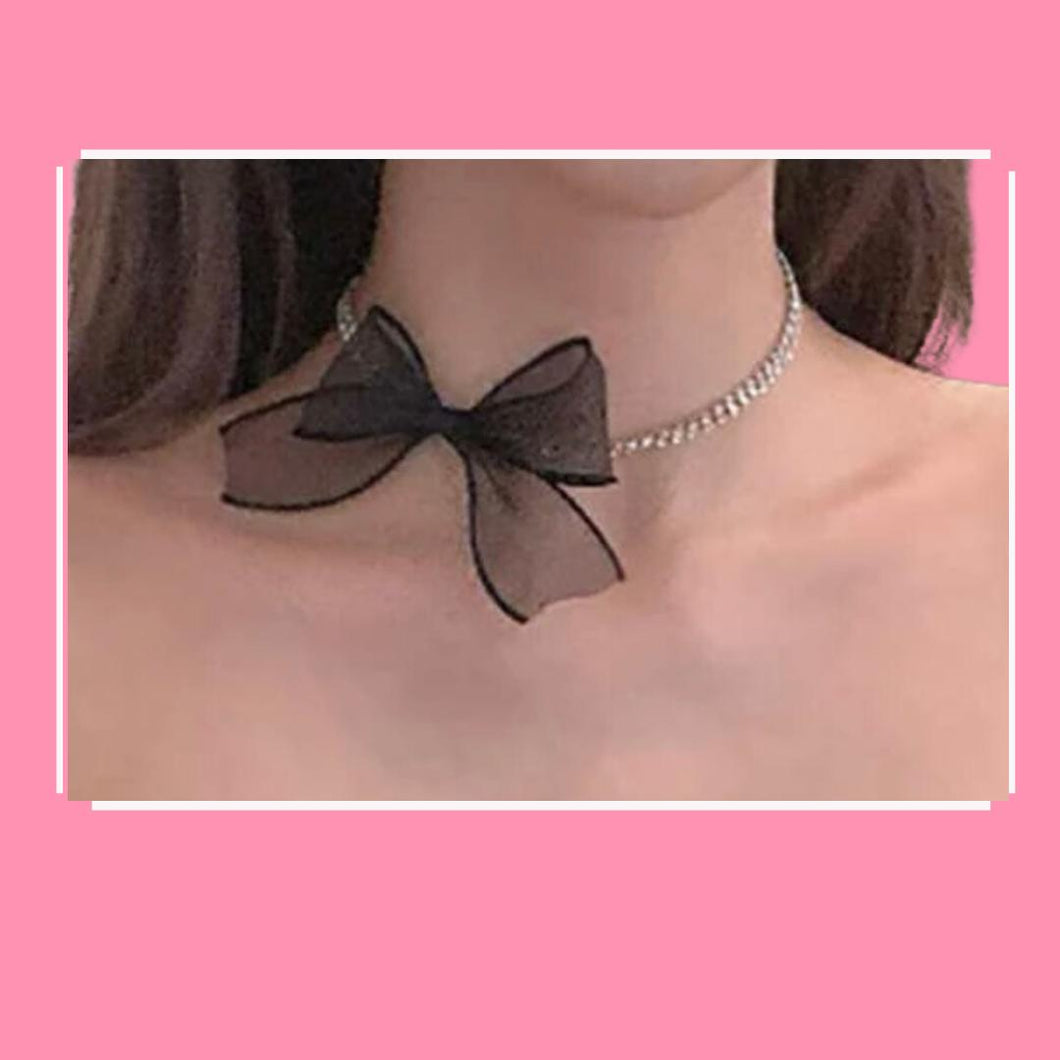 Bow/Rhinestone Choker