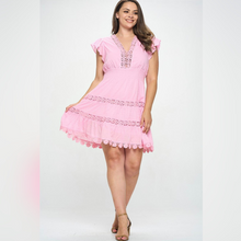 Load image into Gallery viewer, Kai Dress (Plus)
