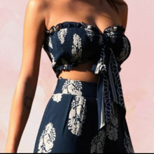 Load image into Gallery viewer, Navy &amp; Beige Set
