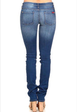 Load image into Gallery viewer, Blue Jean Slim Fit - YouBoutiquepr
