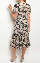 Load image into Gallery viewer, Black Floral Waist Dress - YouBoutiquepr

