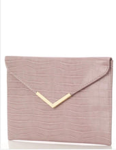 Load image into Gallery viewer, Classic Purse
