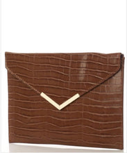 Load image into Gallery viewer, Classic Purse
