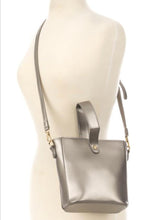 Load image into Gallery viewer, Brilliant Finesse Purse
