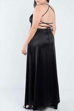 Load image into Gallery viewer, Ursula Maxi Dress
