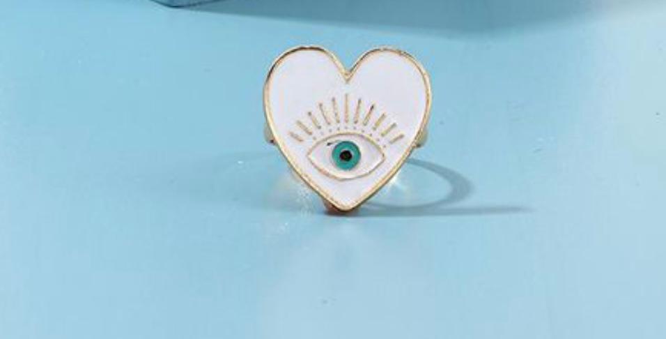 White Heart Eye Ring