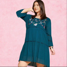 Load image into Gallery viewer, Shayla Dress
