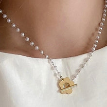 Load image into Gallery viewer, Little Flower Gold/Pearl Necklace
