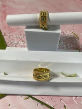 Load image into Gallery viewer, Green Diamonds Gold Ring
