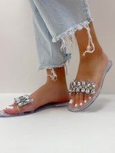 Load image into Gallery viewer, Chelan Clear Sandal
