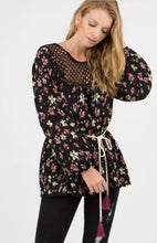 Load image into Gallery viewer, Black Floral Lace Blouse
